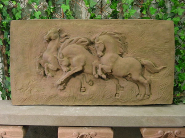 A 19 Pferde Relief Wandbild (groß)